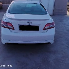 Toyota Camry 2011