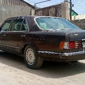 Mercedes-Benz 300CE 1987