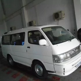 Toyota Hiace 1992