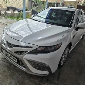 Toyota Camry 2023