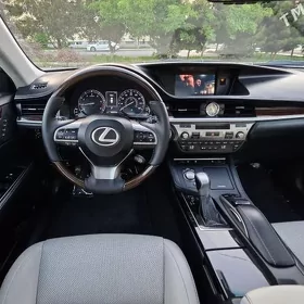 Lexus ES 350 2017