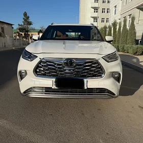 Toyota Highlander 2022