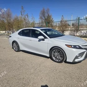 Toyota Camry 2022