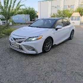 Toyota Camry 2020