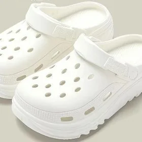 Женские кроксы белые