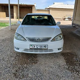 Toyota Camry 2005