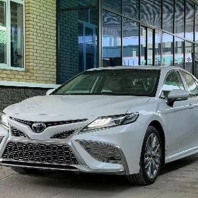 Toyota Camry 2023