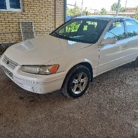 Toyota Camry 1998