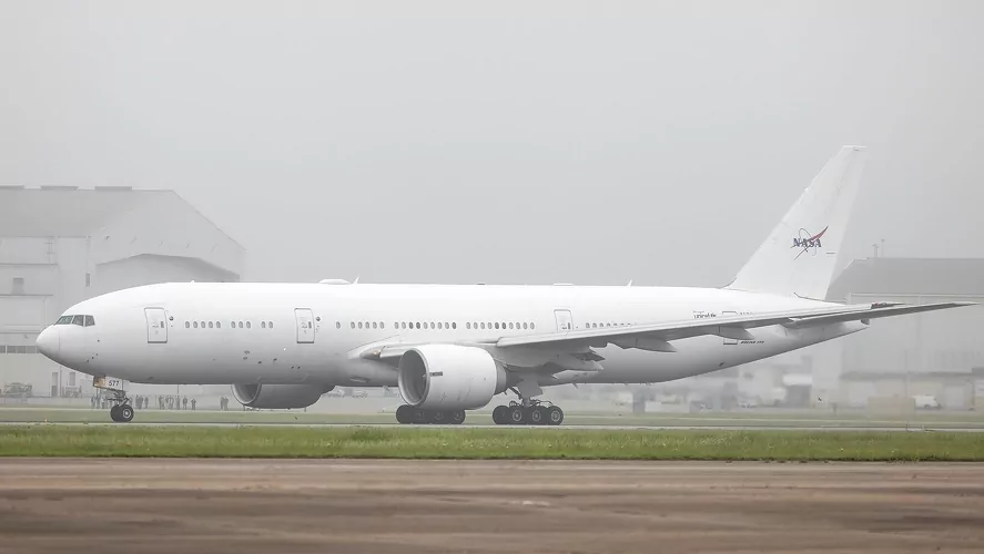 Boeing 777 NASA-nyň uçýan uly barlaghanasyna öwrüldi - img 2