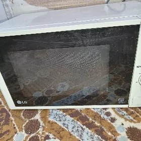 микроволновка рабочая идеально