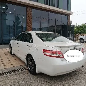 Toyota Camry 2010