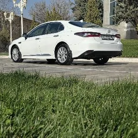 Toyota Camry 2022