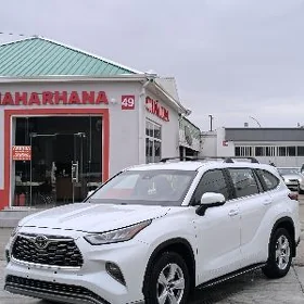 Toyota Highlander 2021