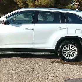 Toyota Highlander 2019