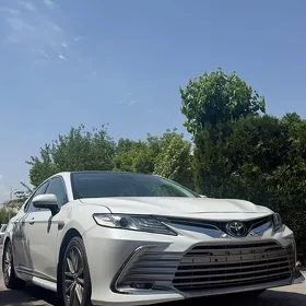 Toyota Camry 2020