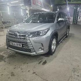 Toyota Highlander 2018