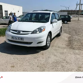 Toyota Sienna 2008