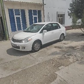 Nissan Versa 2010