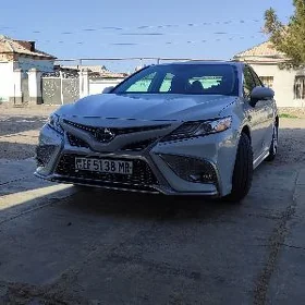 Toyota Camry 2022