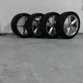 LEXUS диска пакрышка 20лик