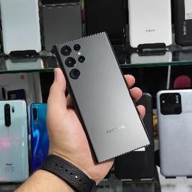 Samsung S22 Ultra  8/128