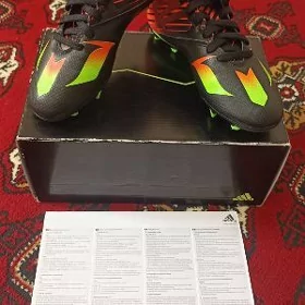 Adidas Butsi original.