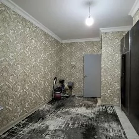 Mir 7/3 9/8 etažy 1 komnat 2 e