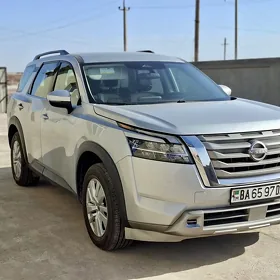Nissan Pathfinder 2022