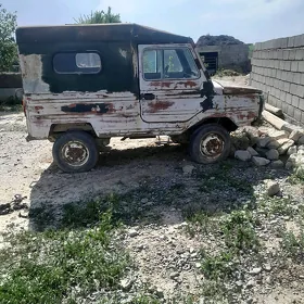 UAZ Profi 1985