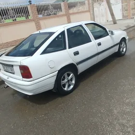 Opel Vectra 1990