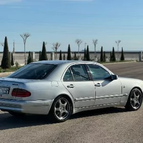 Mercedes-Benz E420 1996
