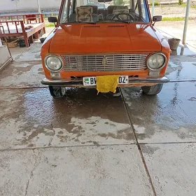 Lada 2104 1980