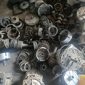 каробка запчас