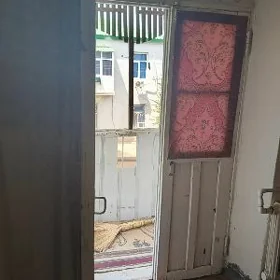 Kirpicka  2 etaj 2 kom