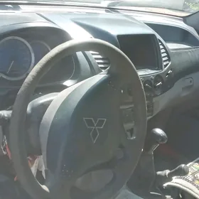 Mitsubishi L200 2009