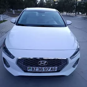 Hyundai Elantra GT 2020