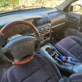 Opel Omega 1995