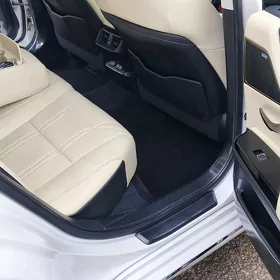 Lexus ES 350 2021