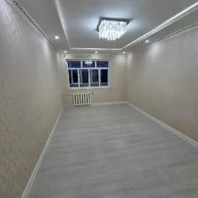 11мкр 3эт 3ком 76м2 Срочно