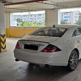 Mercedes-Benz CLS-Class 2005