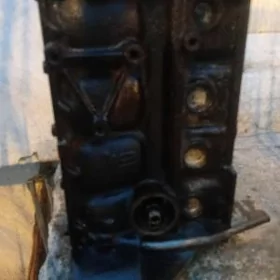 Блок опель 1,6 прастой