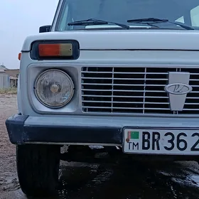 Lada Niva 2003
