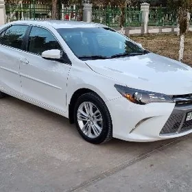 Toyota Camry 2016