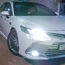 Toyota Camry 2018