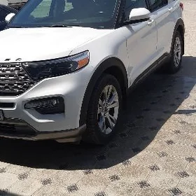 Ford Explorer 2021