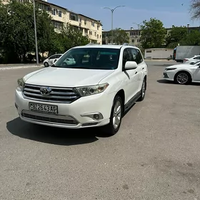 Toyota Highlander 2011