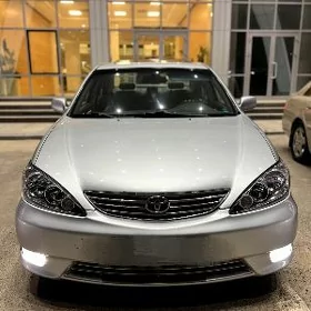 Toyota Camry 2004