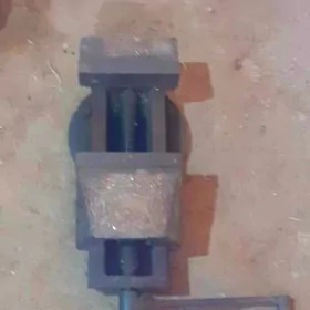 Тиски  СССР