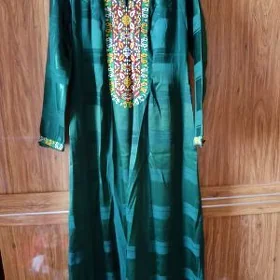 Turkmen yakaly koynek