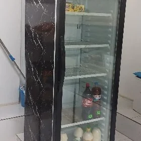 witrina holodilnik we Moroziln